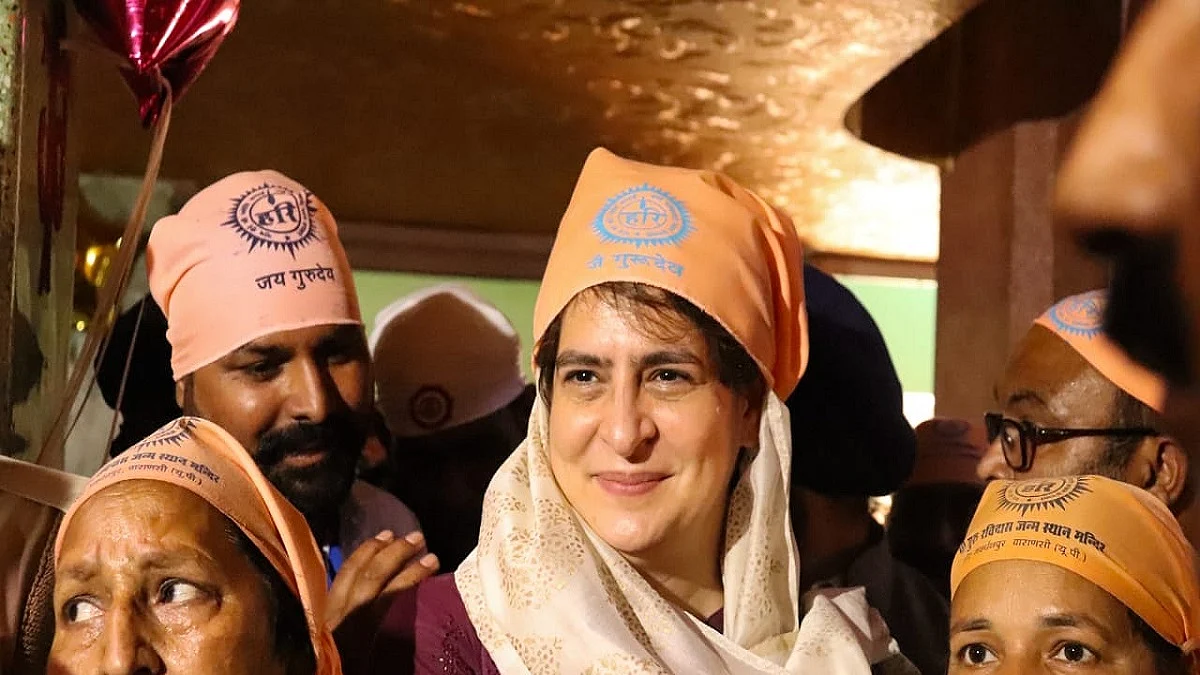 Congress General Secretary Priyanka Gandhi visited  Ravidas temple in Varanasi (Photo Courtesy: IANS)
