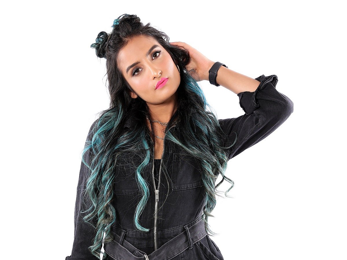 We are now more dependent on technology to make our music sound better: Rashmeet Kaur