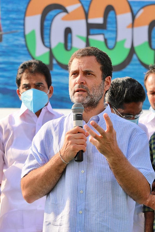 Kollam: Rahul goes to sea with fishermen, interacts with  them, promises a ministry dedicated to fishermen