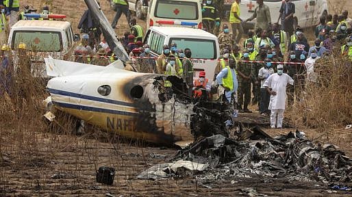 Air force plane crash kills 6 in Mexico’s Veracruz state