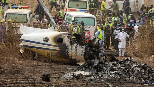 Air force plane crash kills 6 in Mexico’s Veracruz state
