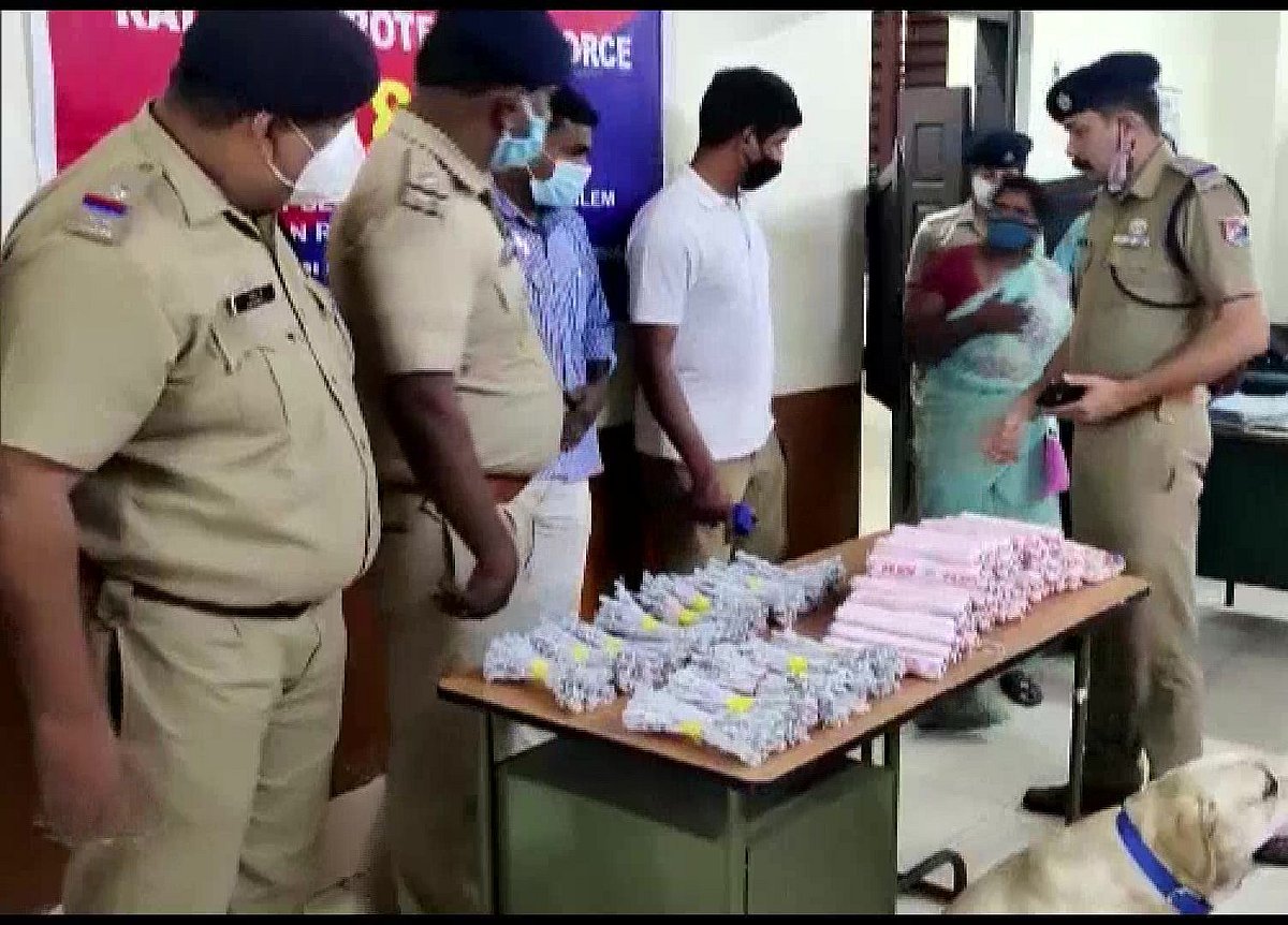 Woman nabbed with 117 gelatine sticks, 350 detonators