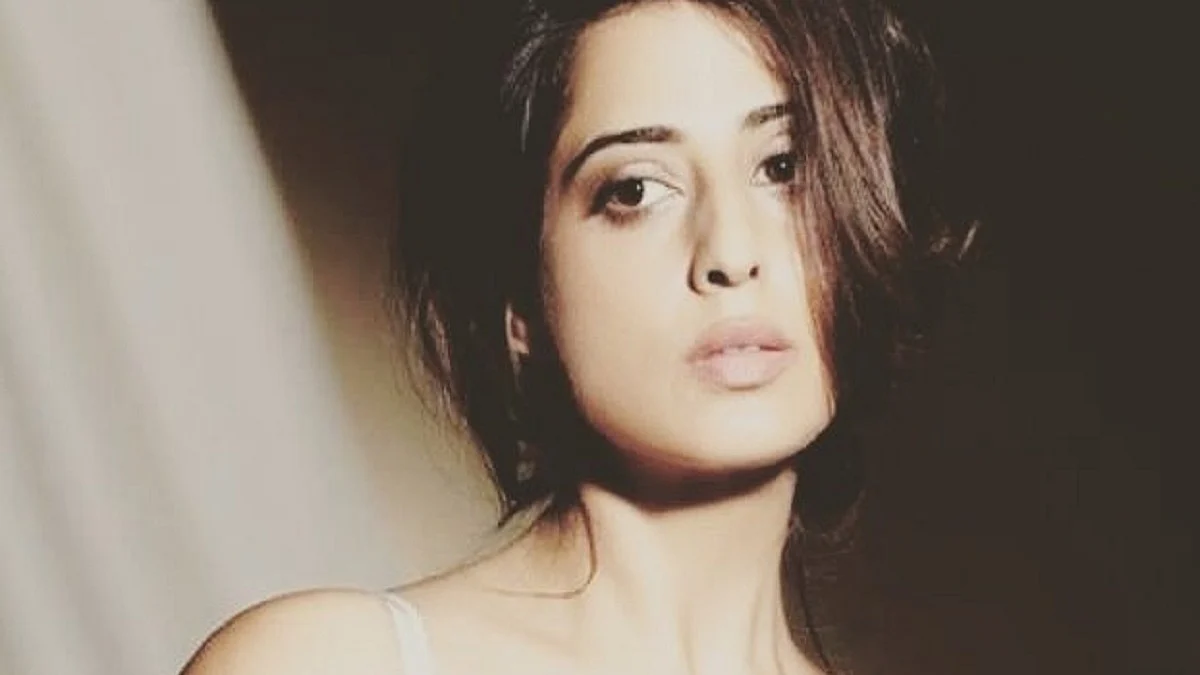 Actress Mahie Gill