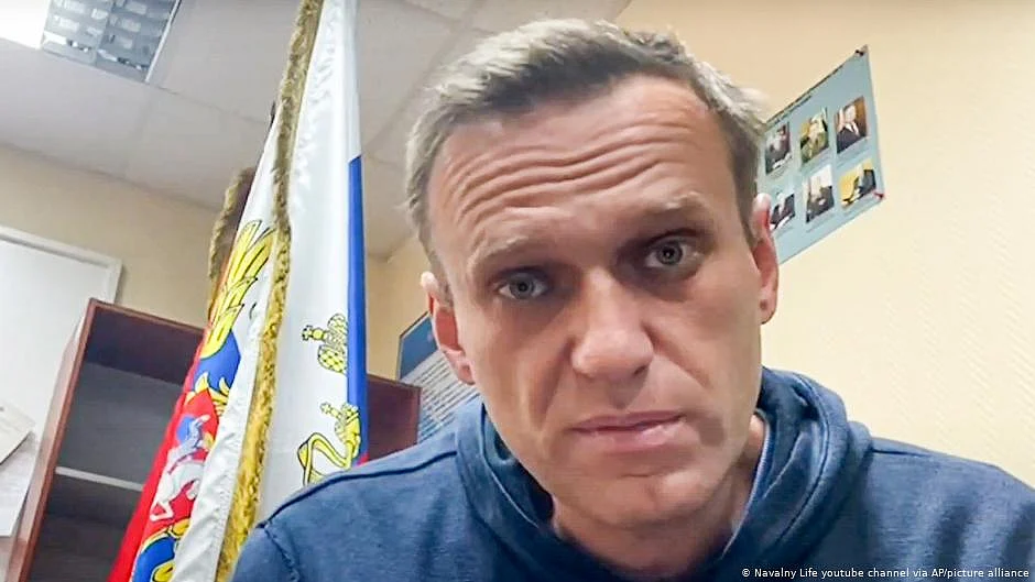 Moscow court orders Kremlin foe Navalny to prison