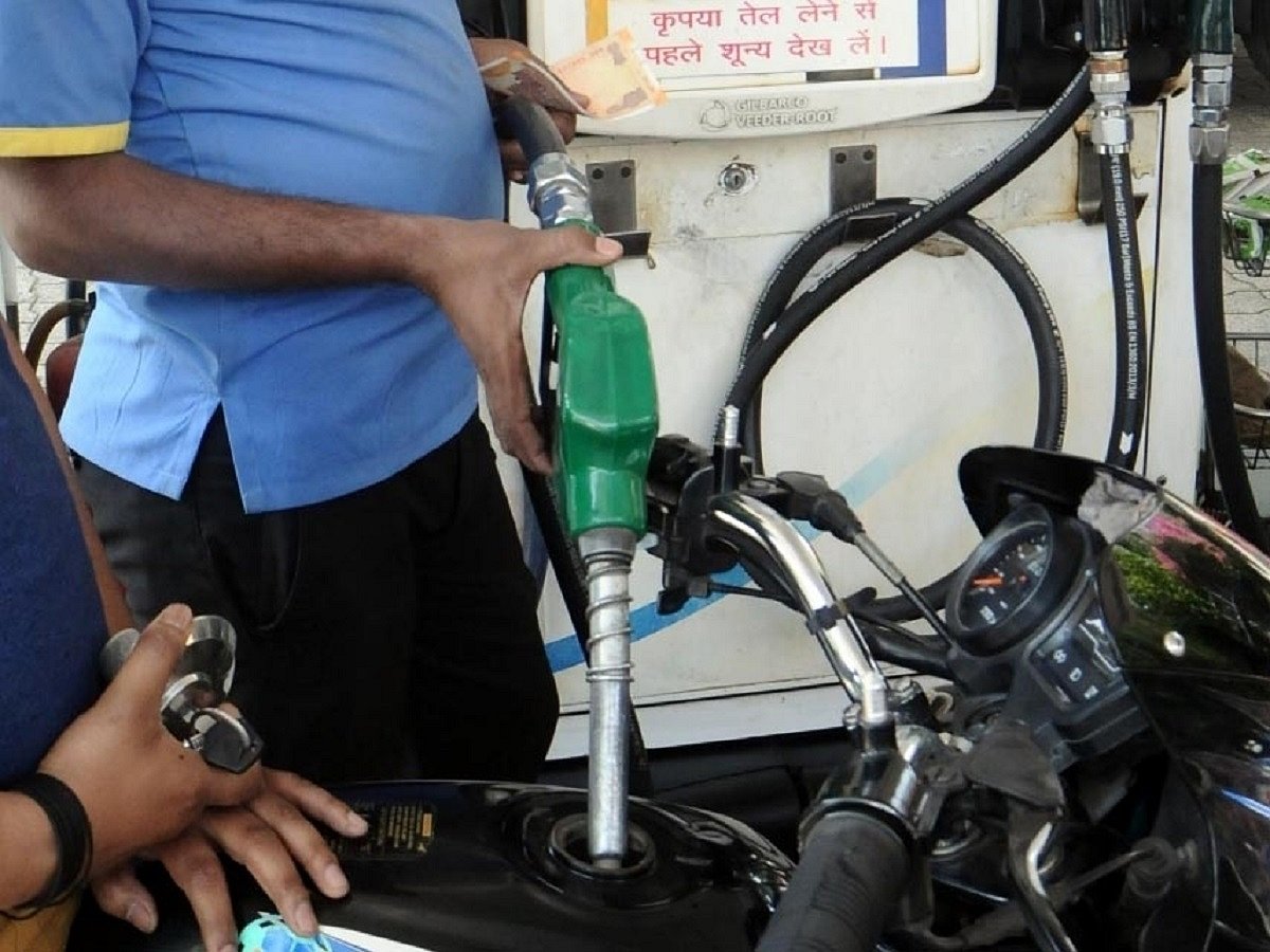 Sharp jump in petrol, diesel prices for 8th consecutive day