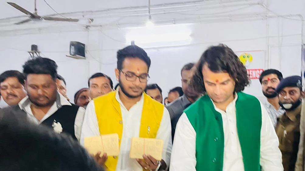 Tej Pratap launches unique campaign, bombards President with postcards seeking Lalu Yadav’s release