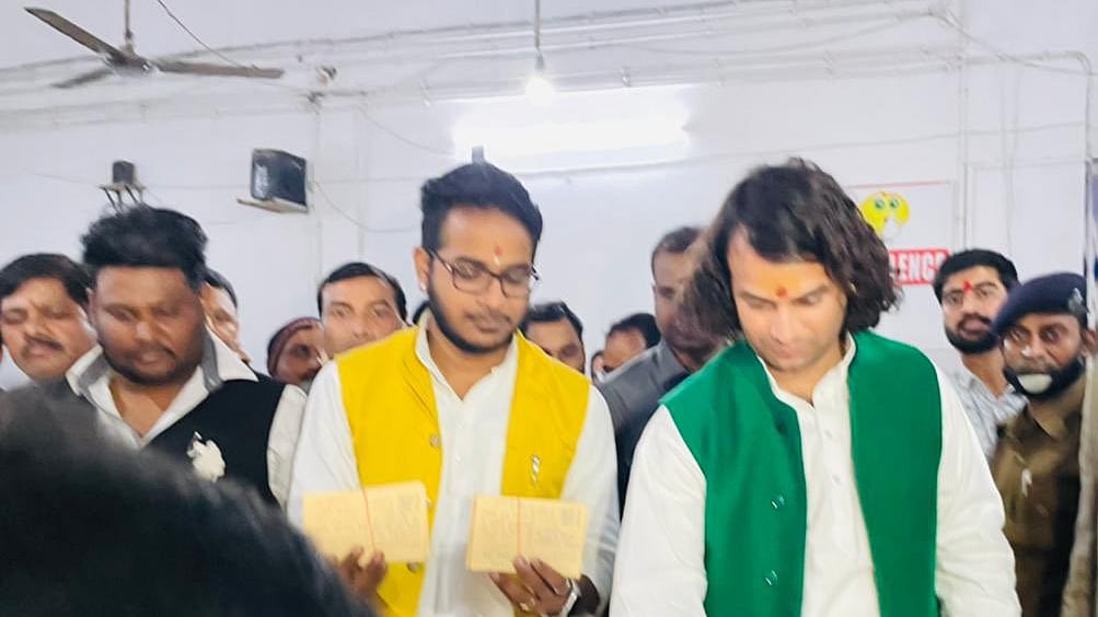 Tej Pratap launches unique campaign, bombards President with postcards seeking Lalu Yadav’s release