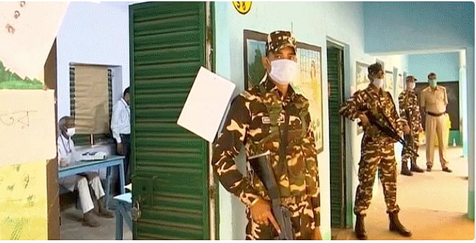 Sporadic violence marks first phase of Bengal polls, 40.73% turnout till 1 pm; 37.06 turnout recorded in Assam