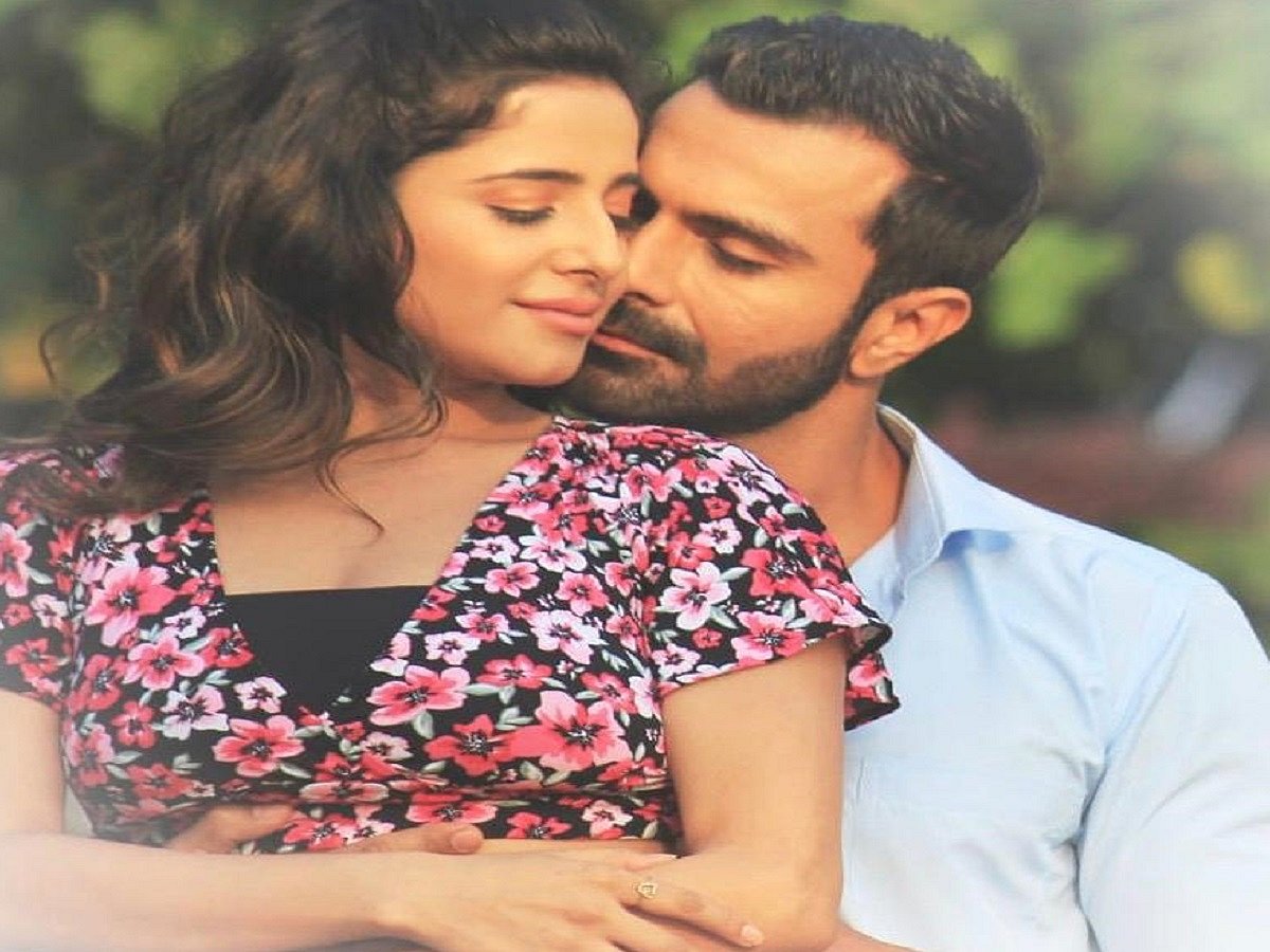 Kate Sharma stars in upcoming web film ‘Roohdaar’ alongside Ashmit Patel