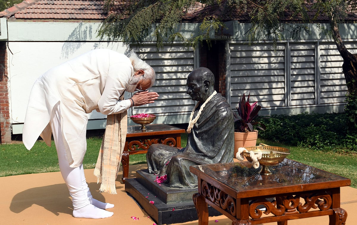 Would Gandhi have led another symbolic Dandi Yatra to oppose ‘Might is Right’?
