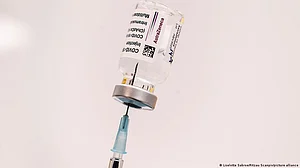 ‘Examine the issue religiously’: SC questions Centre’s COVID-19 vaccine pricing policy