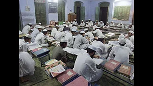 If Gita, Ramayan mandatory in Madrasas, make Quran mandatory in RSS schools, say clerics