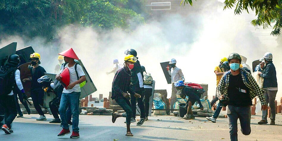Pro democracy protesters in Myanmar don’t relent in face of deadly crackdown