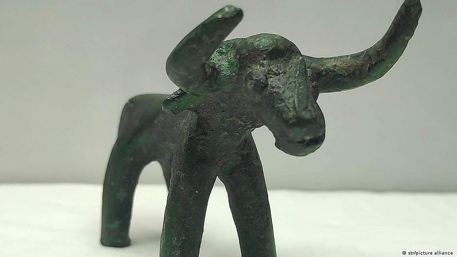 Unique terracotta figurines dating back to 700 BCE found in Dakshina Kannada