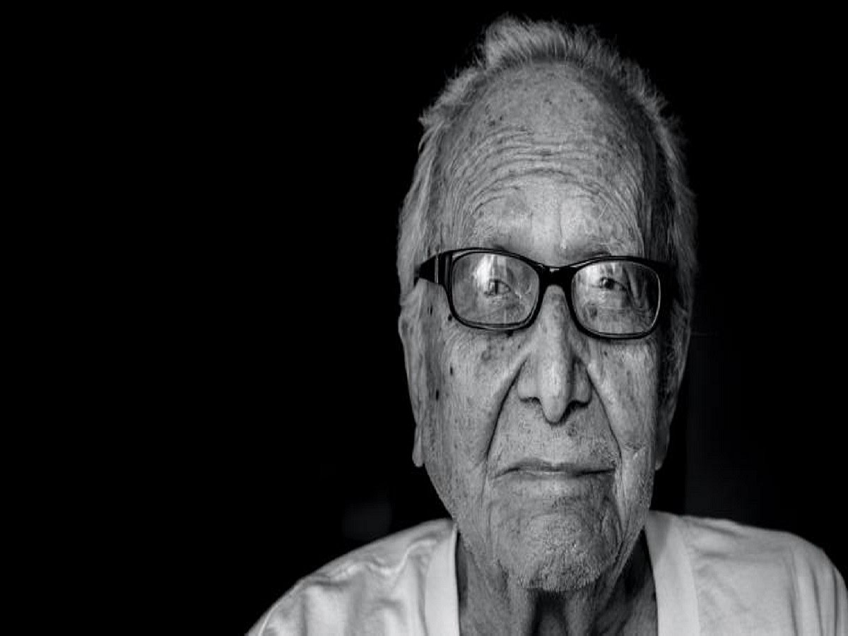 Handling loneliness in elderly community  