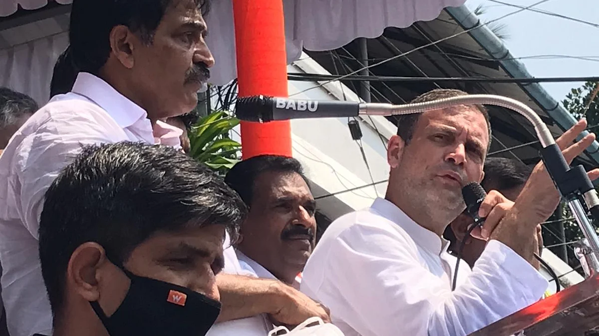 RaGa’s Kerala campaign: Youth, kids, elderly swarm to greet leader who speaks of ‘Nyay’ 
