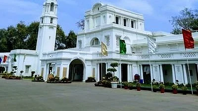 Centre’s NCT Bill undermines the Constitution and SC ruling by equating a political appointee as ‘government’