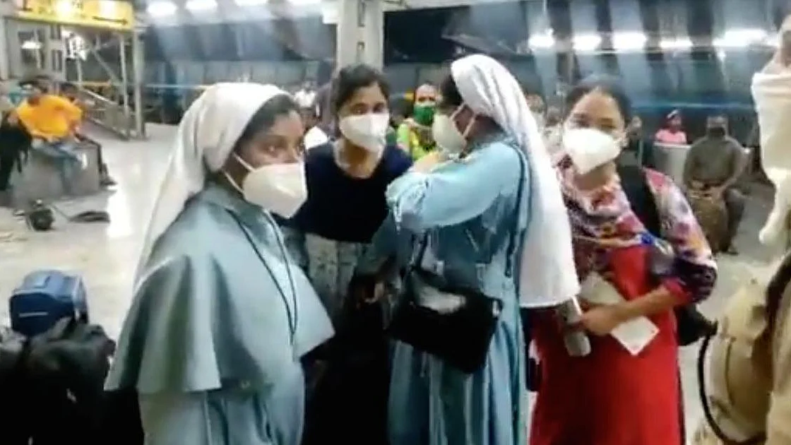Christian Nuns from Kerala forced out of train: not enough to condemn, culprits need to be sued 
