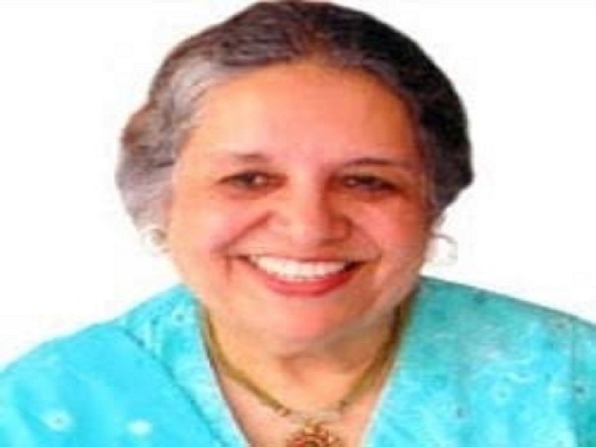 Veteran journalist Fatima Zakaria falls prey to COVID-19