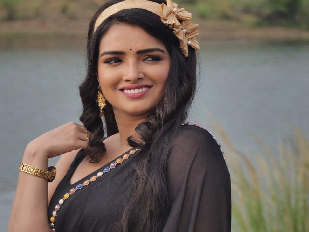 Multiplexes are the future of Bhojpuri cinema: Amrapali Dubey  