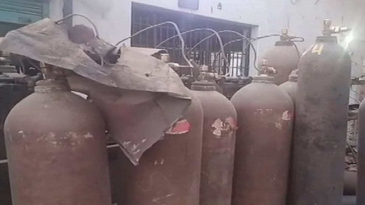 UP minister orders probe into Agra 'mock drill' tragedy