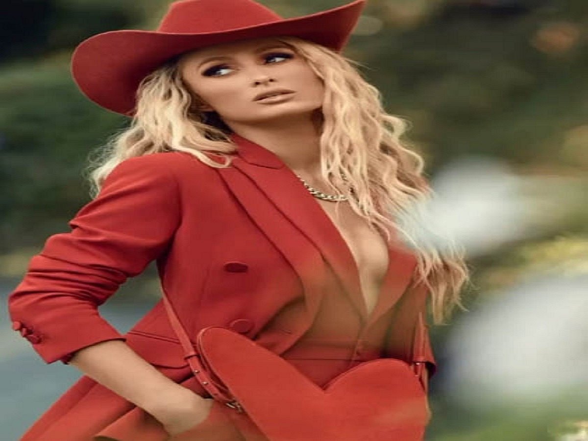 Paris Hilton declares she is ‘Sliv Queen’