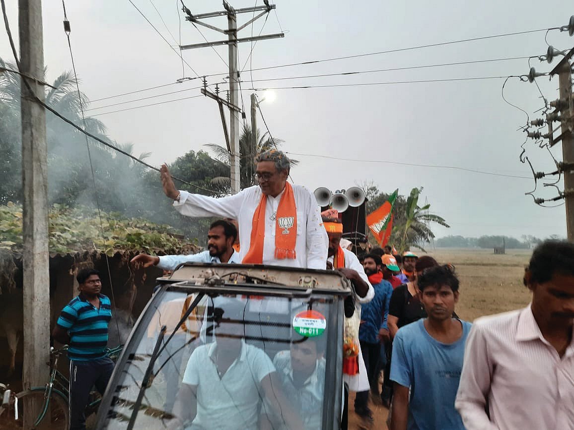 Bengal Poll Notes: Too close to call