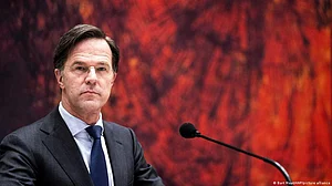 Dutch govt collapses after failing to reach immigration deal