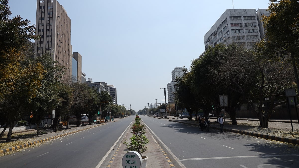 Delhi govt plans to lift weekend curfew, LG's nod sought