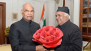 President of India Ram Nath Kovind with Former Member of Parliament - Rajya Sabha, Congress leader, AMU Court member, and Executive Council member, Wasim Ahmad