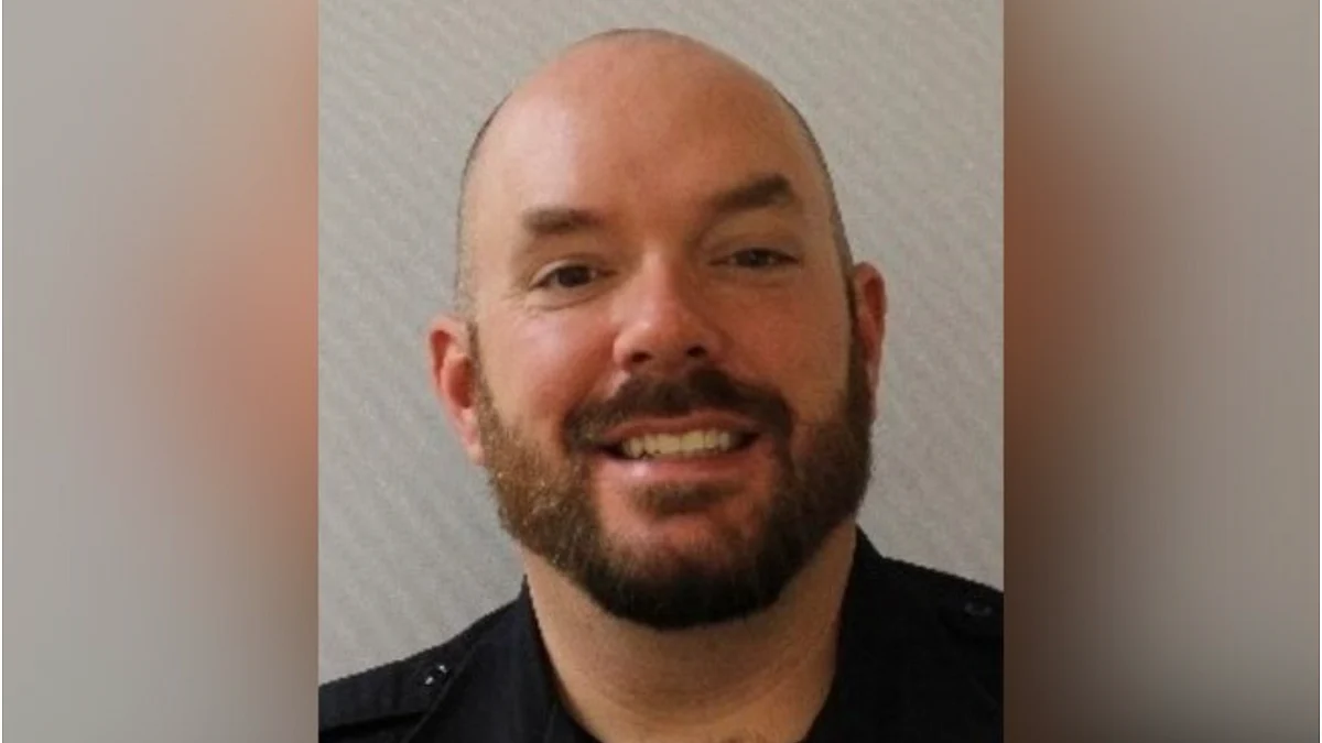 Officer killed in attack outside Capitol an 18-year veteran