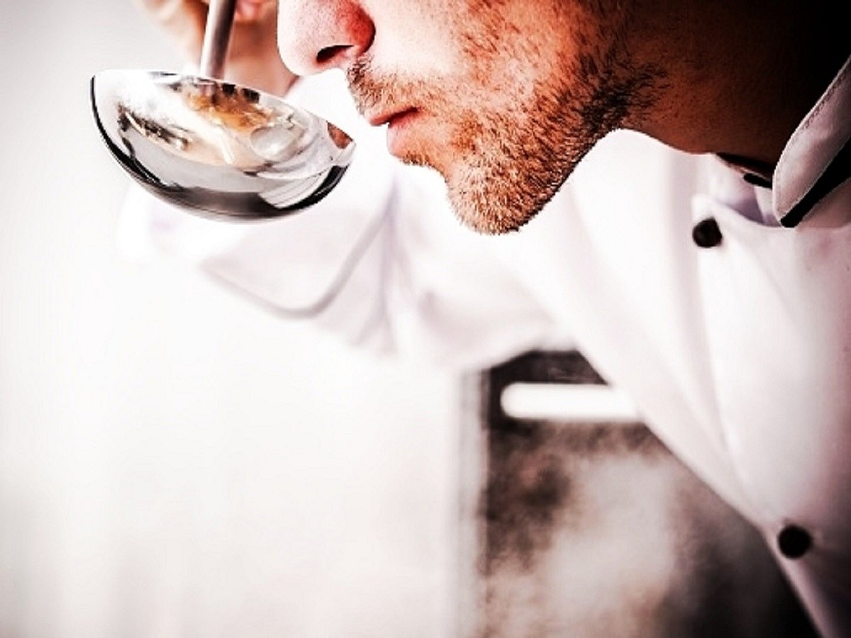 1 in 10 mild COVID survivors face loss of smell, taste