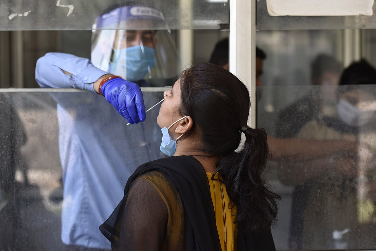 Single-day rise in COVID-19 cases falls below 1,000 in India