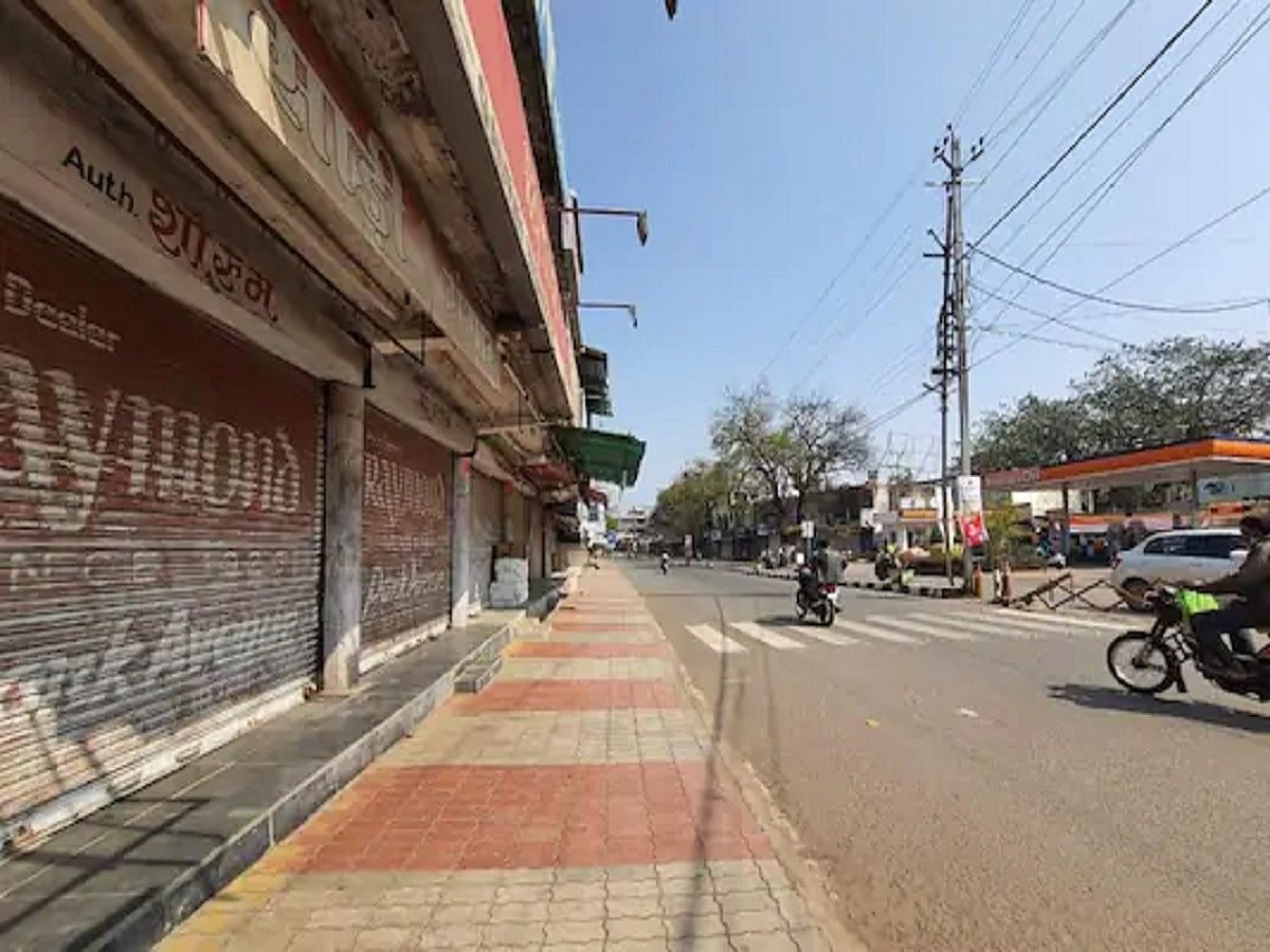 Lockdown in parts of 4 districts of Madhya Pradesh in the wake of COVID-19 surge