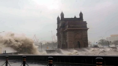 Cyclone Tauktae: Trail of destruction in Gujarat, 7 dead; power outage in 2 coastal districts of Maharashtra