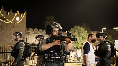90 Palestinians injured in Jerusalem clashes