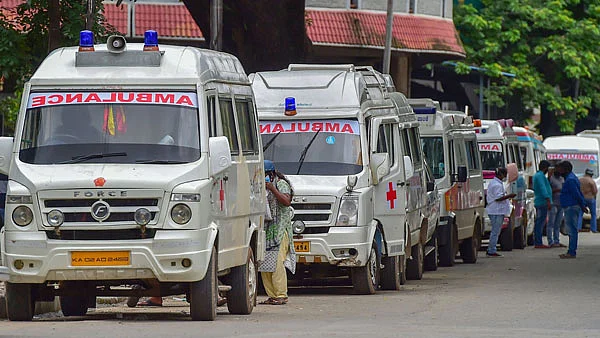 Bihar patient dies waiting for ambulance, another taken on vegetable cart