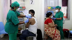 COVID-19: Active cases in India dip to 1,64,522