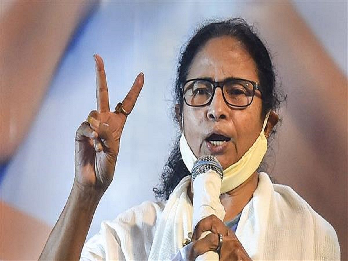 Mamata takes massive lead in Bhabanipur, TMC ahead in two Murshidabad seats