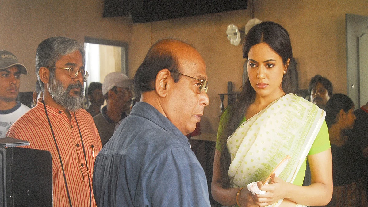 Buddhadeb Dasgputa and Sameera Reddy