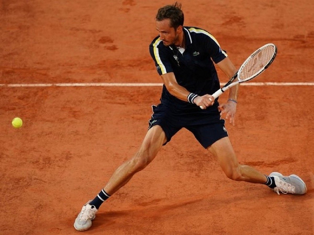 French Open: Medvedev, Zverev, Nishikori enter pre-quarters