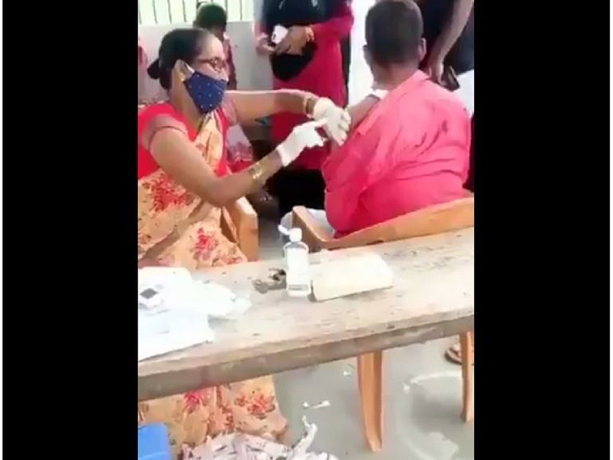 Bihar: Nurse injects empty syringe into youth during COVID-19 vaccination drive in Chapra