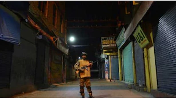 Special police officer, his wife & daughter shot dead by militants in J-K's Pulwama