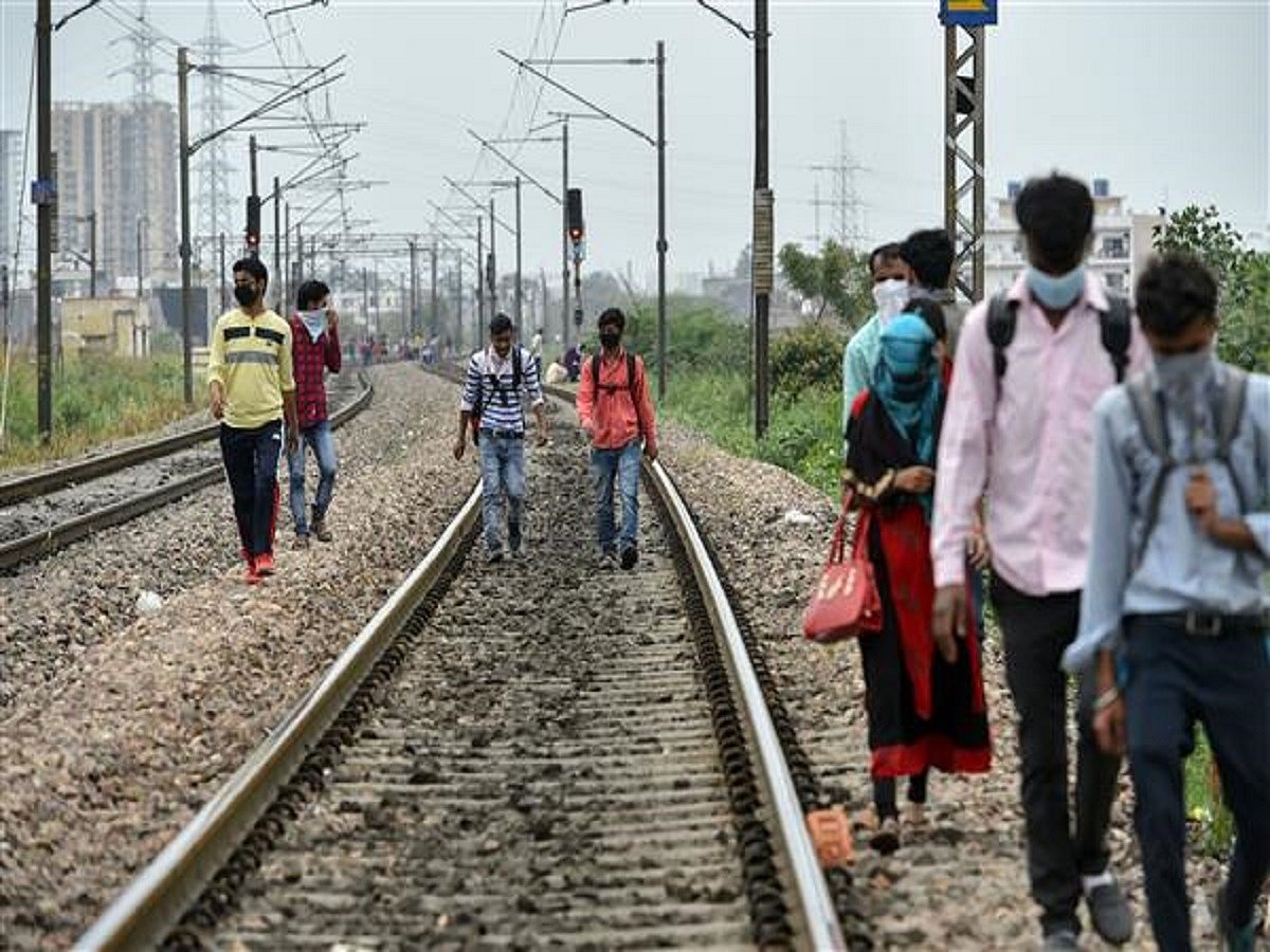 Over 8,700 people died on railway tracks during lockdown year 2020, many of them migrants, reveals RTI reply