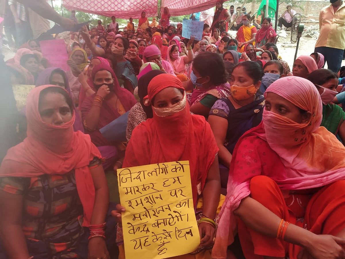 One lakh workers residing in Delhi-NCR village stare at uncertain future after eviction order