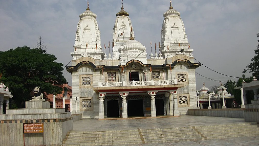 Gorakhpur DM threatens scribe to slap NSA for report on Muslims’ 'eviction' from land near Gorakhnath temple