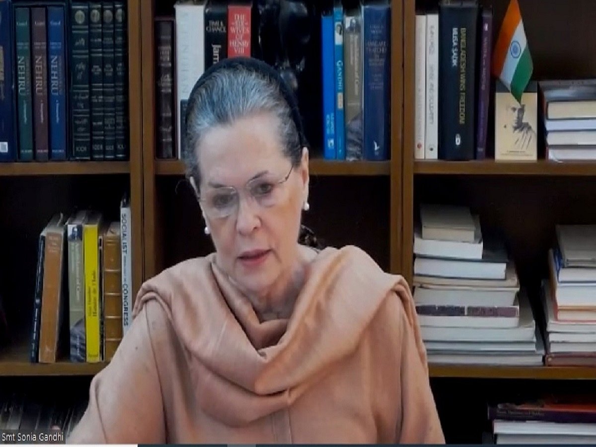 Sin to stay silent when fundamental rights, Constitution trampled upon: Sonia Gandhi