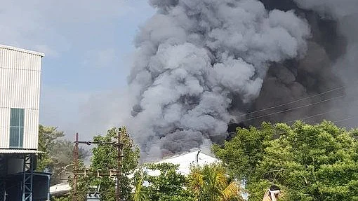 15 killed as major fire engulfs Pune sanitiser factory