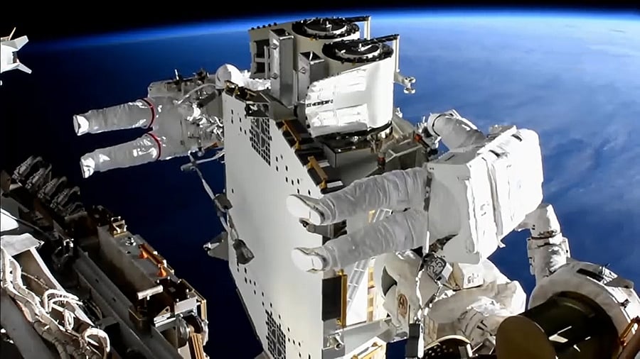 Astronauts complete installing 1st solar arrays outside ISS  