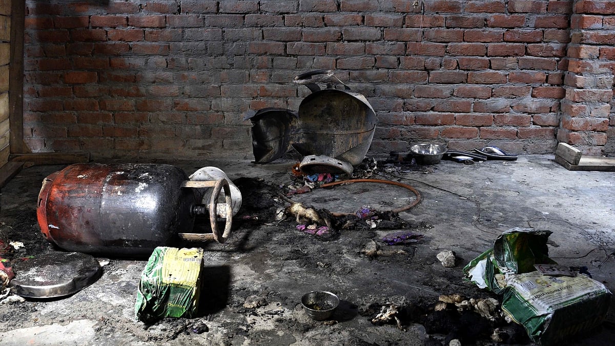 Eight killed in gas cylinder explosion in Uttar Pradesh